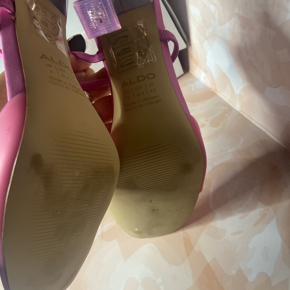 Pink Aldo kitten heels - Picture 4 of 5